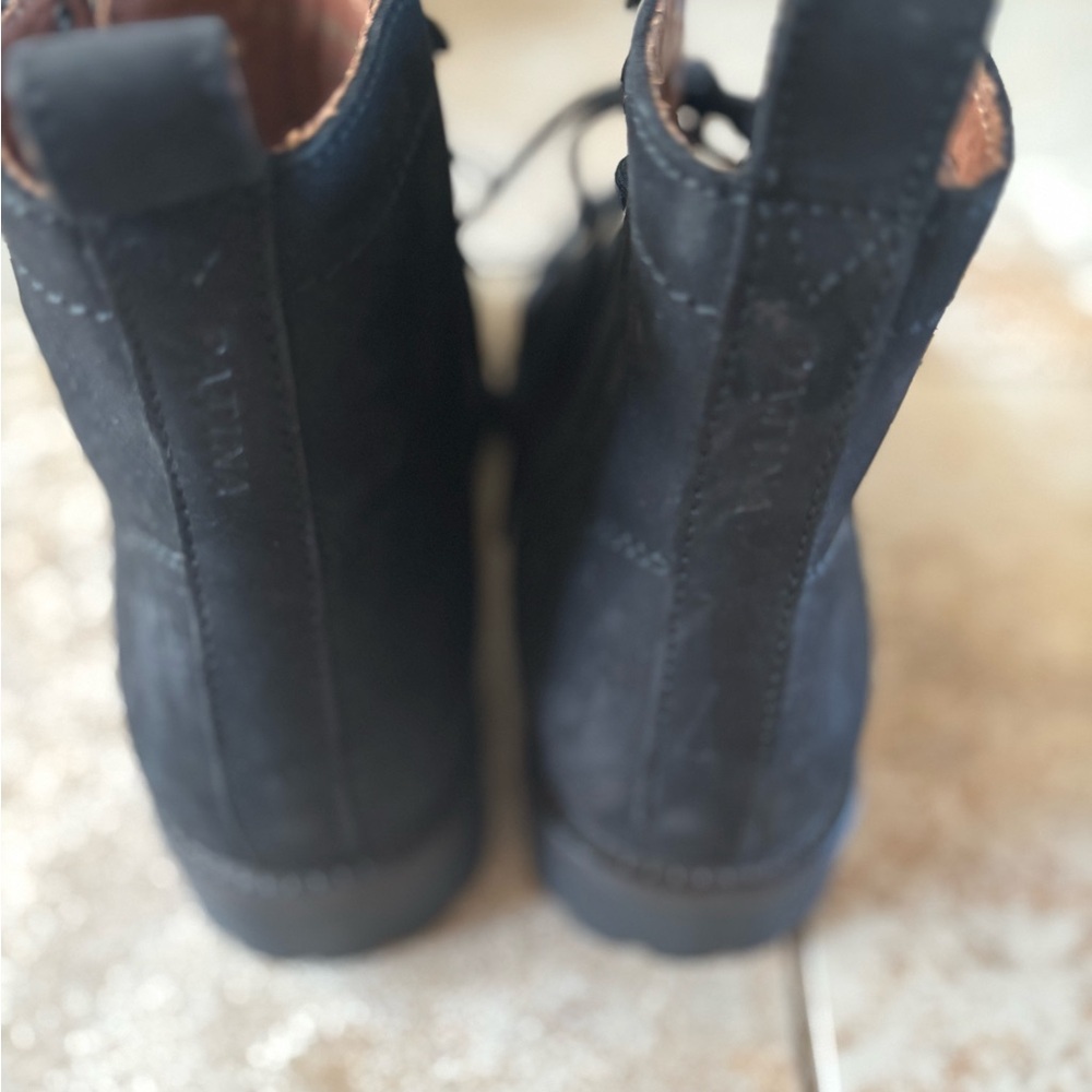 Patina Black Lace-Up women’s combat Boots - Picture 3 of 4